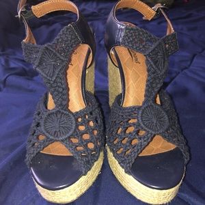 Lucky Brand crochet wedges